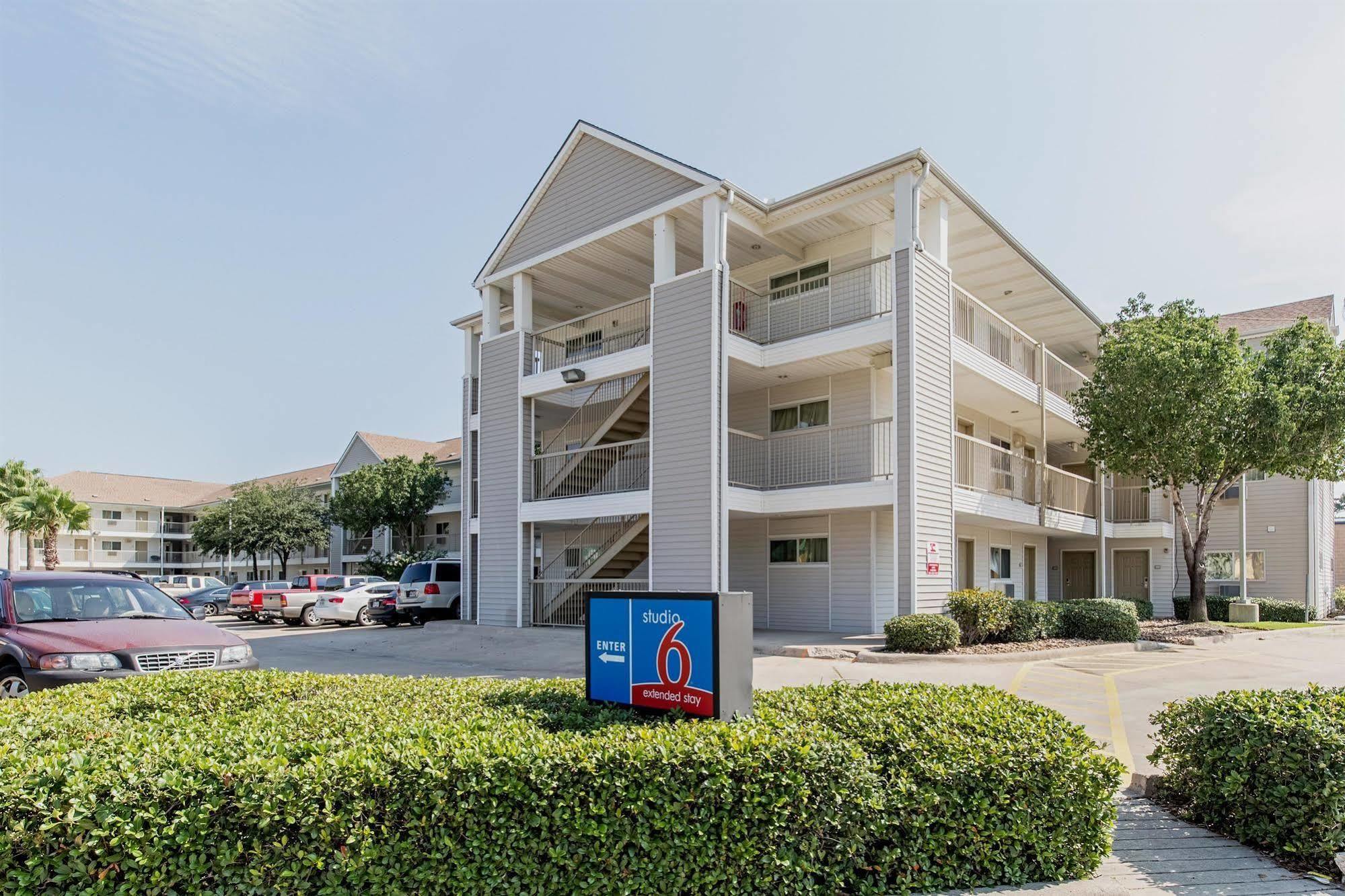 Hotel Studio 6-houston, Tx - Clear Lake Friendswood